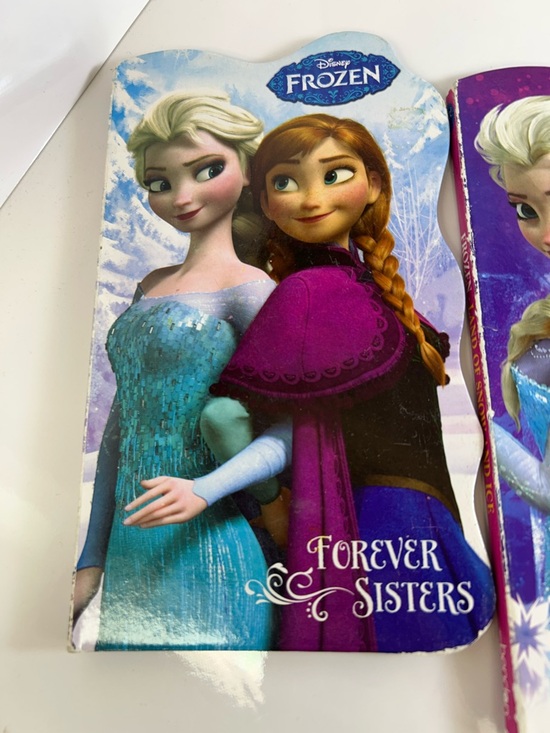 Lot of 3 Disney Frozen Books Forever Sisters, Land of Snow and Ice, Summer Bliss - Picture 2 of 12
